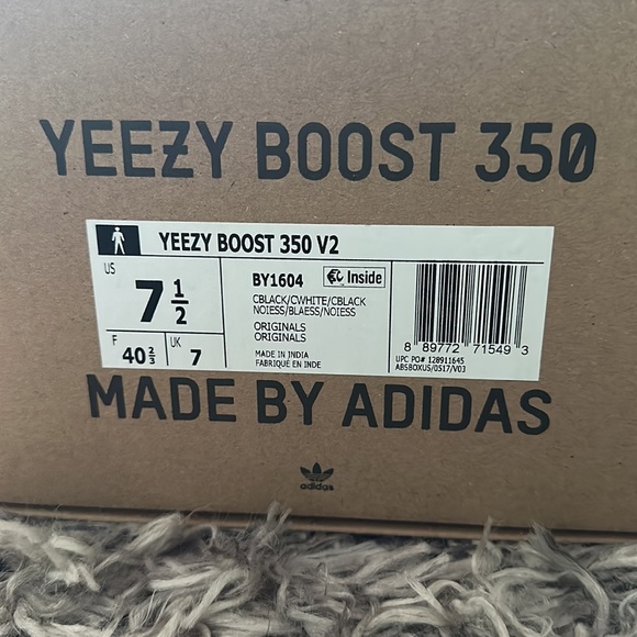 YEEZY Boost 350 V2 Black Oreo Sneakers